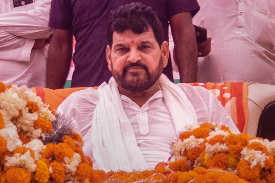 BJP EX MP BRIJ BHUSHAN शरण सिंह 6 महिला पहलवानों के सेक्सुअल हैरेसमेंट केस में बरी