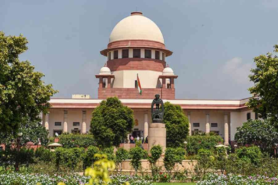 COURTS UNDER PRESSURE : HIGH COURTS में 30 साल से 80,000 से जयादा मामले निपटान के इंतज़ार में