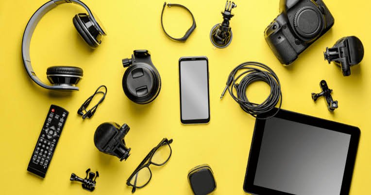 Mobile, Laptop, Computer सस्ता होगा, कंपनियों को 15 साल तक इनकम टैक्स में छूट