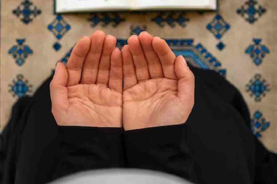 FIR OVER NAMAZ : नमाज़ पढ़ने के लिए ट्रैफिक रोका, समाजवादी पार्टी के नेता पर FIR
