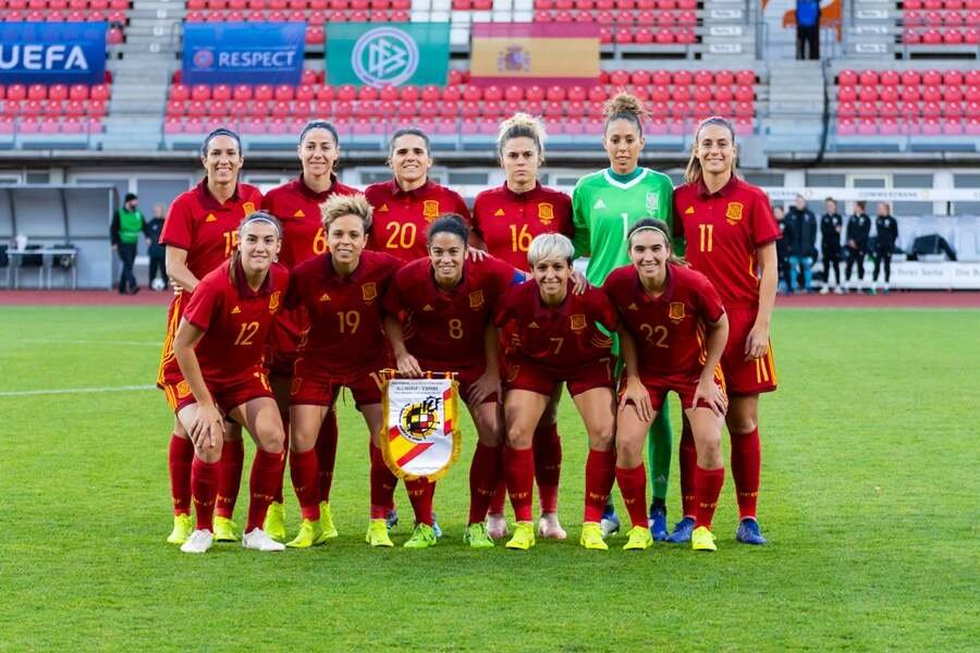 Egg Freezing For Footballers : स्पेन फुटबॉल फेडरेशन महिला खिलाड़ियों को एग-फ्रीजिंग ट्रीटमेंट दिलवाएगा